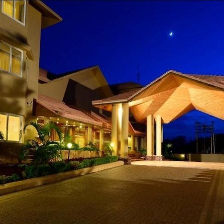 פורי The Chariot Resort & Spa מראה חיצוני תמונה